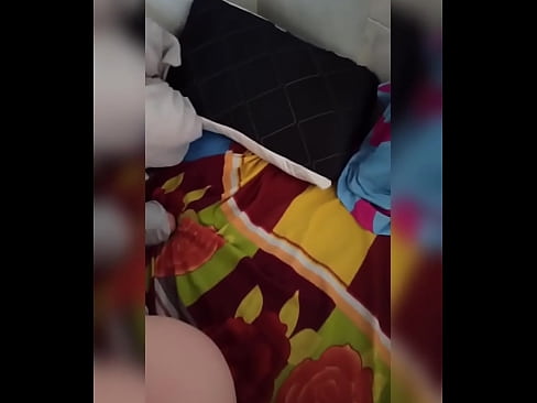❤️ Ҳамҳуҷраи ман дар хона танҳо мемонад, зеро шавҳараш ба рухсатӣ меравад ва ман аз фурсат истифода бурда, ӯро сиҳат мекунам ва харашро аз шир пур мекунам ❤❌ Секс дар tg.raceporn.ru